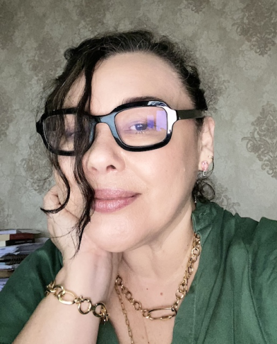 The profile picture for Simone Martins