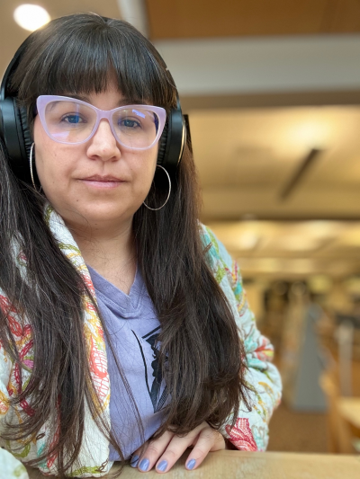 The profile picture for María Laura Flores Barba
